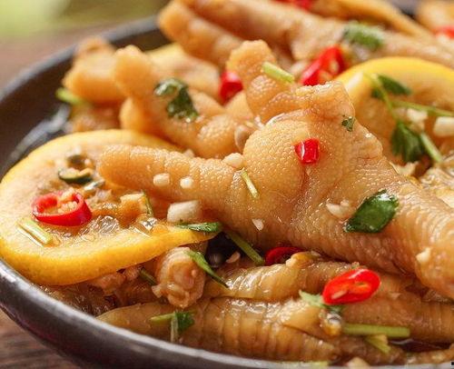 无骨鸡爪吃瓜,吃瓜群众的美食新宠