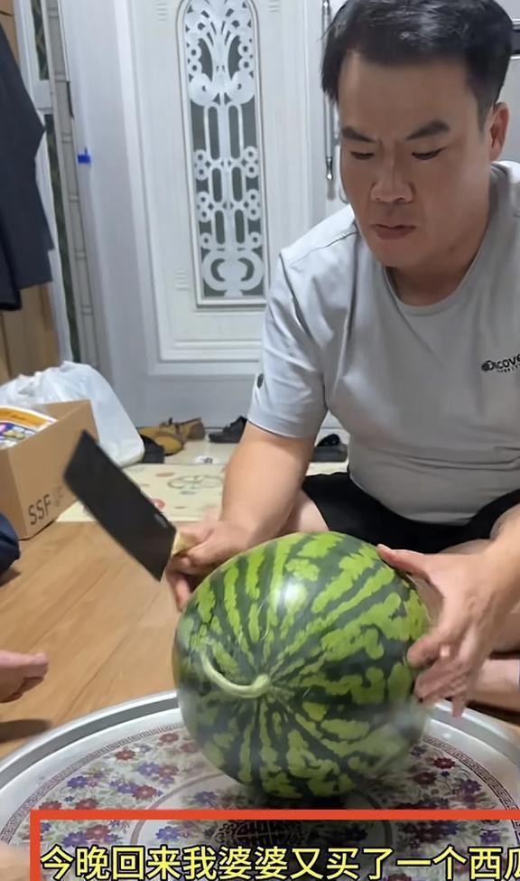 博主专门分析吃瓜,博主深度解析