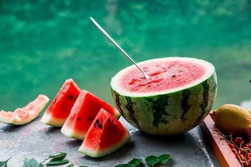 吃瓜和吃饭,揭秘日常饮食中的趣味与哲理