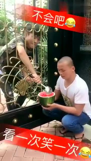 围观吃瓜搞笑段子视频,笑料百出！围观吃瓜搞笑段子视频大盘点